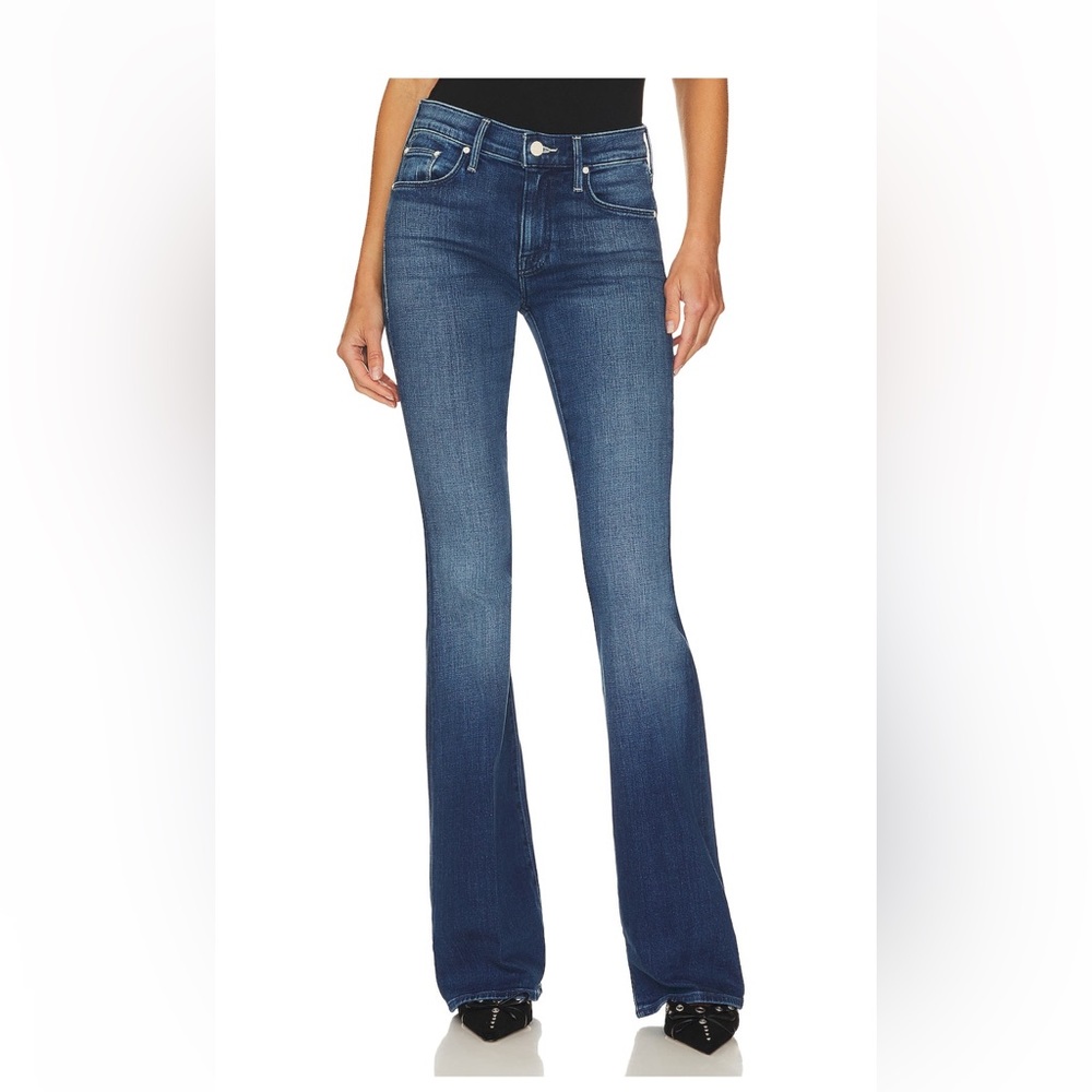 MOTHER BRAND BOOTCUT JEANS - Sold out on all retailers. SIZES 28 & 29